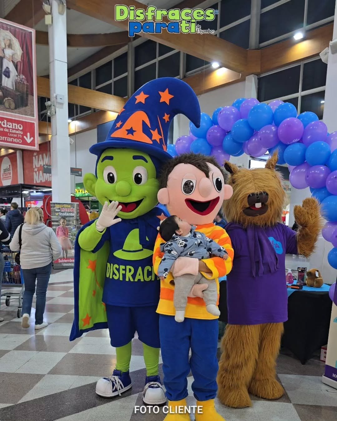 La magia se vivió junto a Disfracito, Nícola y Beto en mall Espacio Urbano Puente alto Junto a peluquería infantil Nícola. @peluqueria.nicola