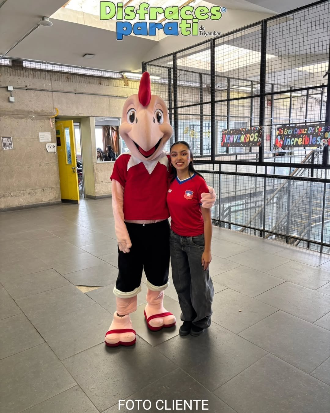 🇨🇱✨ ¡Donde llega nuestro lindo Cóndorito, llegan las sonrisas! ✨🇨🇱 Nuestro corpóreo estuvo alegrando este increíble día, compartiendo, sacando fotos y convirtiendo cada momento en un recuerdo entretenido ❤️🐦 ¿Tienes un colegio, evento, celebración o actividad especial? ¡Haz que sea inolvidable con nuestros personajes! 🎭🎉 📩 Reserva tu corpóreo favorito y lleva la magia, energía y diversión a tu evento. 📍 Te esperamos en DisfracesParaTi 💚 ¡Gracias por confiar en nosotros y por estas hermosas fotos de nuestros clientes! #ᴘᴀʀᴀᴛɪ #DisfracesParaTi #condorito #reels #reserva